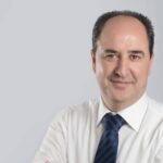 Dhjetëra mijëra shqiptarë kanë dalë në rrugë.